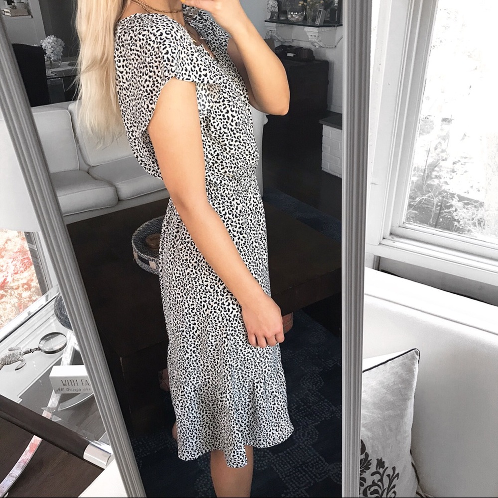 🐾 LOFT ANIMAL PRINT BLACK WHITE TAN FLOWY DRESS! - Picture 4 of 9